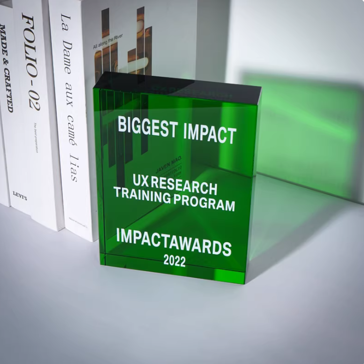 Crystal book trophy - image 8