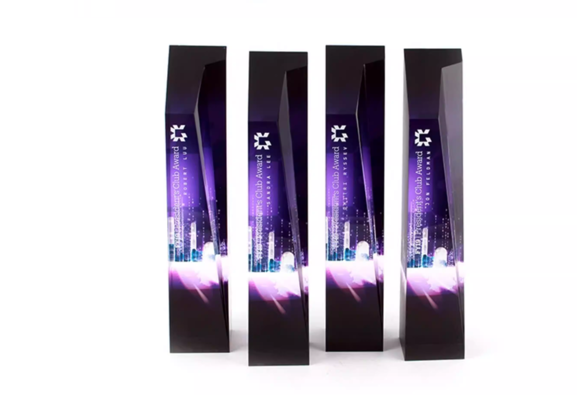 Crystal trophy customized