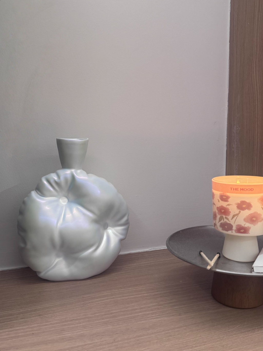Ceramic Cookie Pillow Vase - image 16