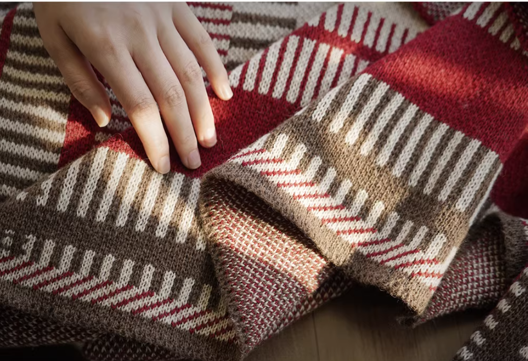 Premium Yarn Knitted, All-Seasons, Home Use & Sofa Throw Blanket